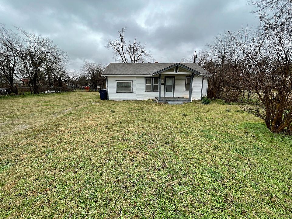 1st image of 1419 NE 25th St