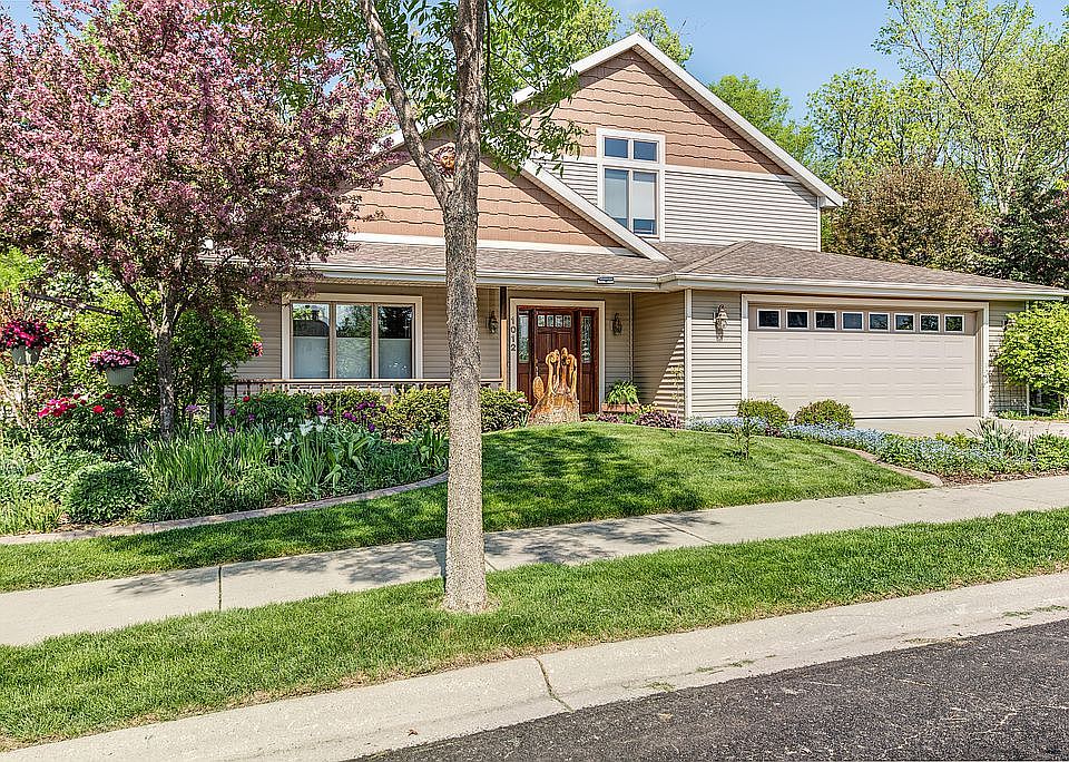 1st image of 1012 Kettle Woods Dr