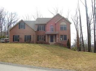 1502 Fitzgerald Ct, Greensburg, PA 15601