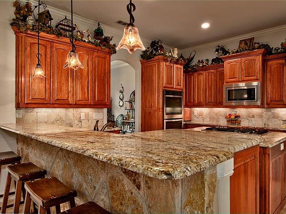 5th image of 107 Sunny Oaks Ct