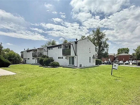 Elk Mountain Apartments, 186-196 N Ingalls St #186-203, Denver, CO 80226