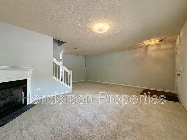 17121 Greenlawn Hills Ct — Photo 7