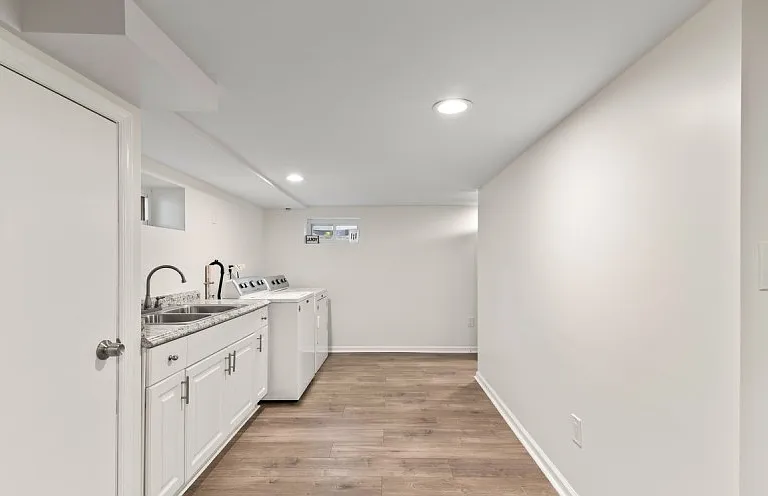 30 Meisel Ave — Photo 13