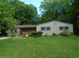 17805 Geauga Lake Rd, Chagrin Falls, OH 44023