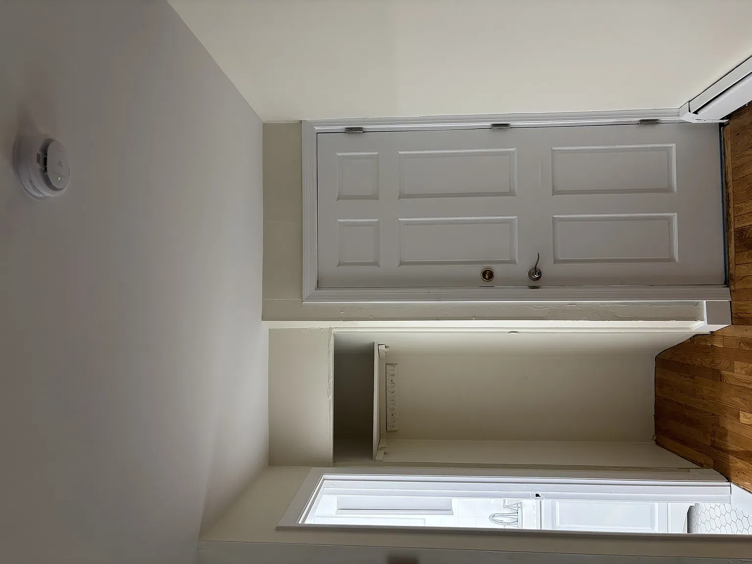 1 bed, $2,000 — Photo 2