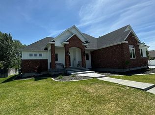 3989 E Willow Ridge Dr, Ammon, ID 83406