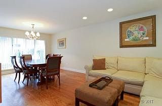 4th image of 2840 W Touhy Ave Unit G