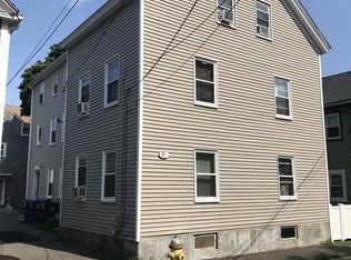 8 1/2 Allen St, Salem, MA 01970