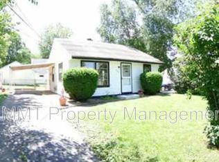 349 22nd Ave SW, Cedar Rapids, IA 52404