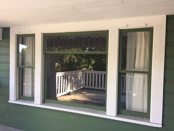 Historic Windows Retain 1885 Charm