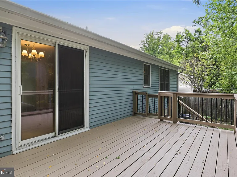 10617 Wheatley St — Photo 19