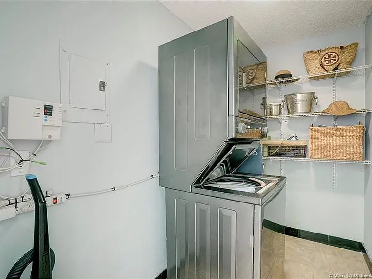 10410 S Ocean Dr #209 — Photo 8