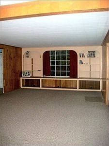 2nd image of 717 Hiberta St