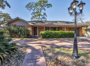 4825 Ella Blvd, Houston, TX 77018