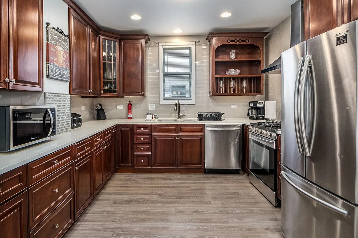 5 bed, 2.5 bath, $16,842 — Photo 4