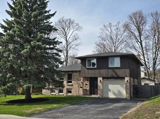 25 Carriage Cres, North Bay, ON P1C1G5