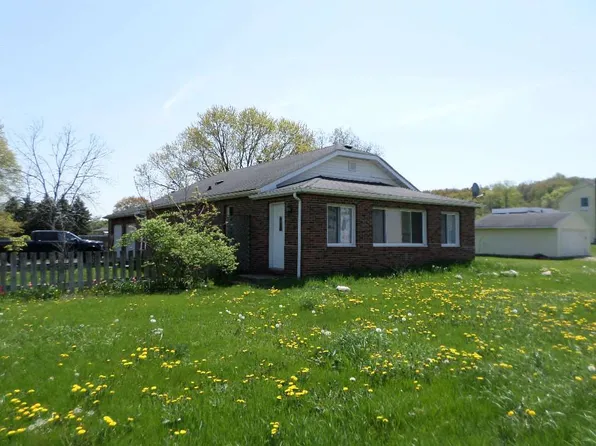 1624 S Union St, Mishawaka, IN 46544