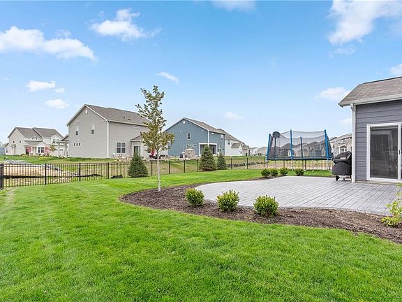 3rd image of 15334 Forest Glade Dr