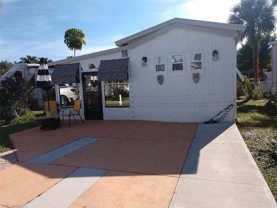1st image of 10810 Little Heron Cir