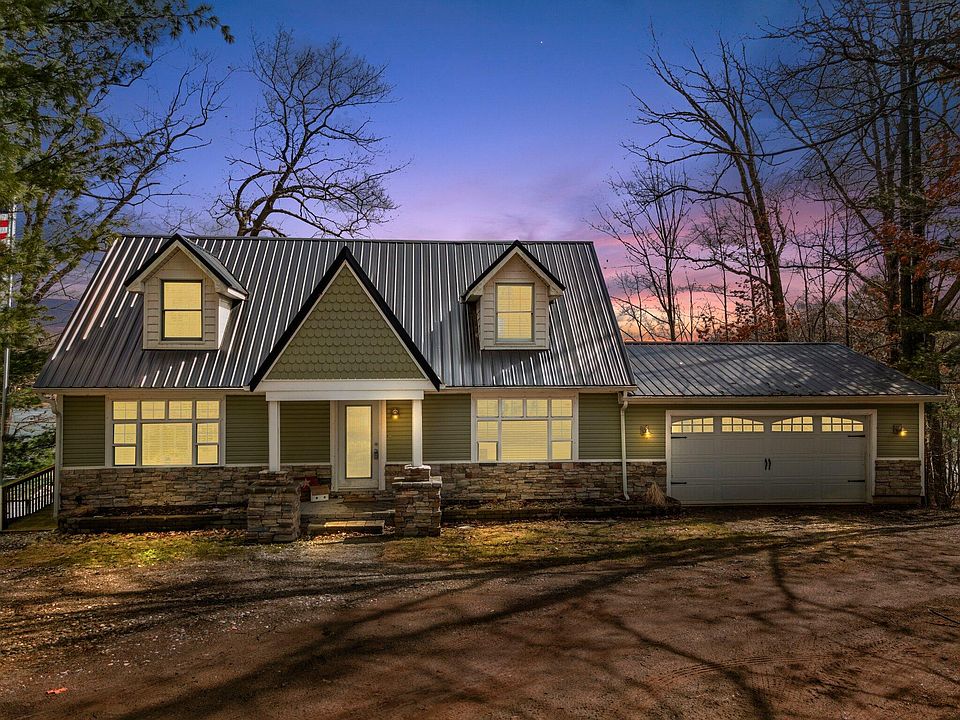 1st image of 506 McLachlan Point