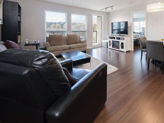 3rd image of 2191 Shaughnessy St #306