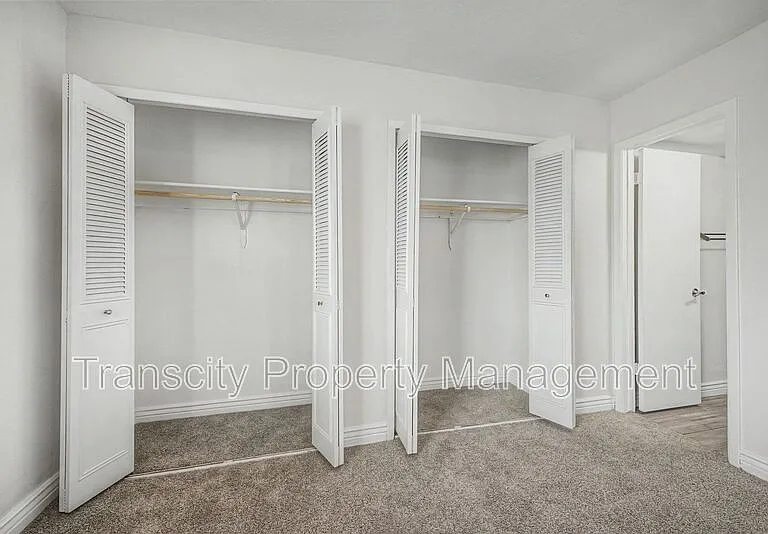 4328 E Saint Catherine Ave — Photo 10