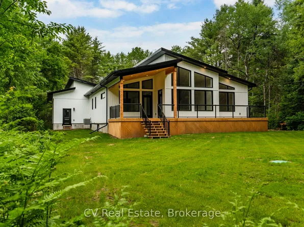 546 Balsam Chutes Rd, Huntsville, ON P0B 1L0