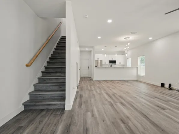 3454 18th Ave S Floor 3, Saint Petersburg, FL 33711