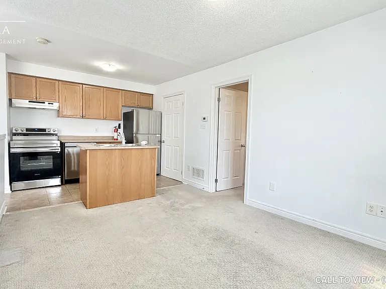 49 Innisvale Dr — Photo 1