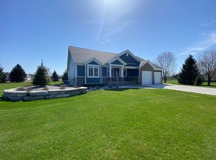 72900 Romeo Plank Rd, Armada, MI 48005