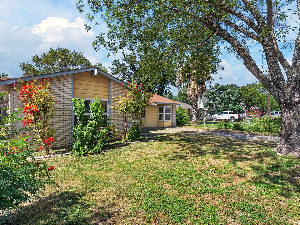 1st image of 2714 LAGOON DR