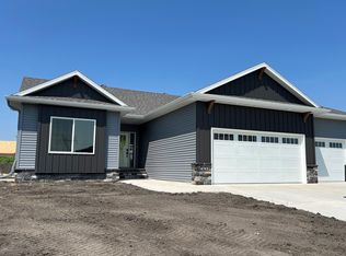 4743 Foxtail Ln S, Fargo, ND 58104