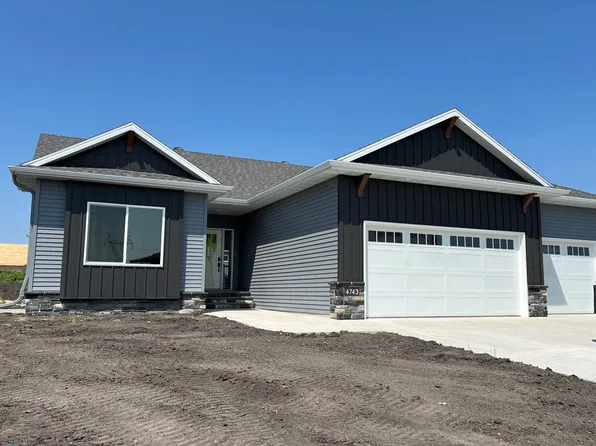 4743 Foxtail Ln S, Fargo, ND 58104