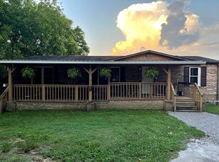 4637 Moon Ln, Strawberry Plains, TN 37871
