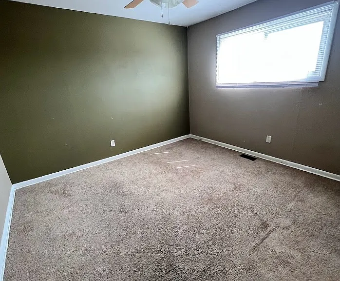 130 N 3800 E — Photo 5