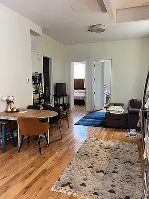 Rented by Zjama Realty Corp | media 8