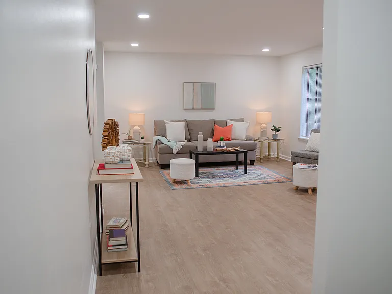 Woodland Country Apartments — Photo 6