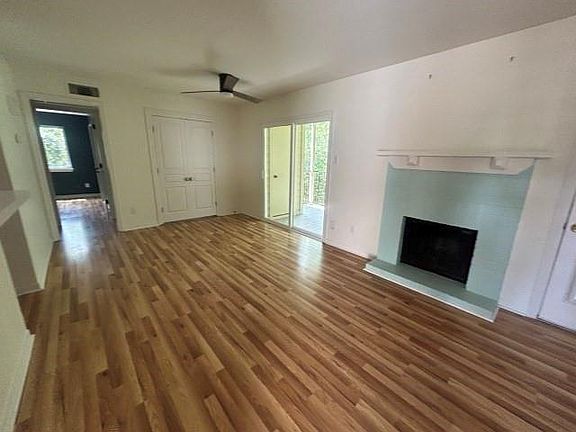 3rd image of 3500 Tangle Brush Dr APT 28