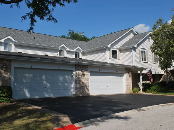 440 Somerset Ct APT A, Aurora, IL 60504