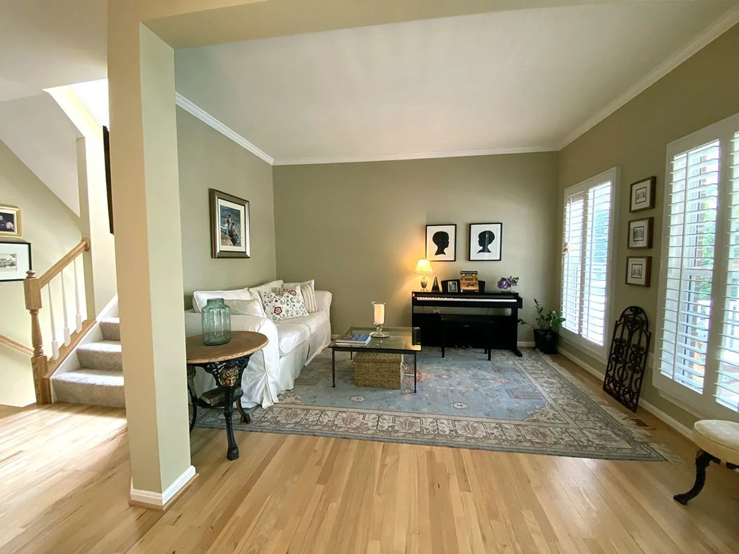 Beautifully Remodelled - 5 Bedroom Home - Close To Quantico — Photo 3