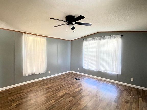 3rd image of 366 Maple Inn Rd