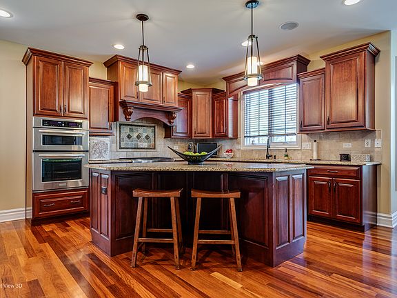 3rd image of 23018 Toscana Dr