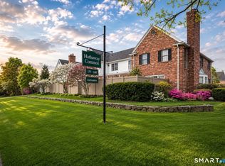 177 South Ave APT 5, New Canaan, CT 06840