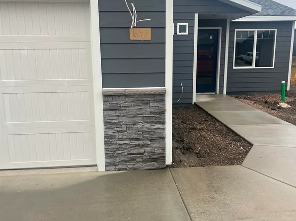 647 Valor Ct, Box Elder, SD 57719