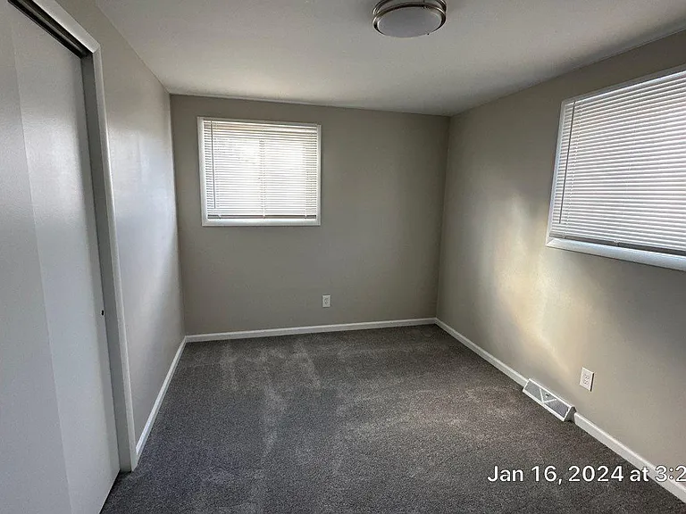 3222 Hilton St NW — Photo 9