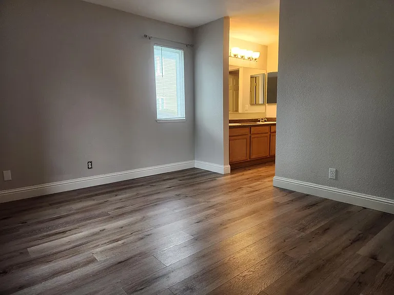 555 Patriot Blvd #217 — Photo 16