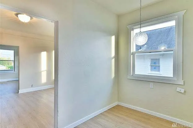 3 bed, 1500 sqft, $3,290 — Photo 3