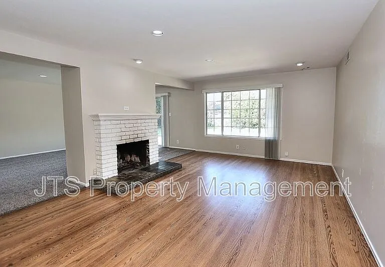 6565 S Land Park Dr — Photo 13