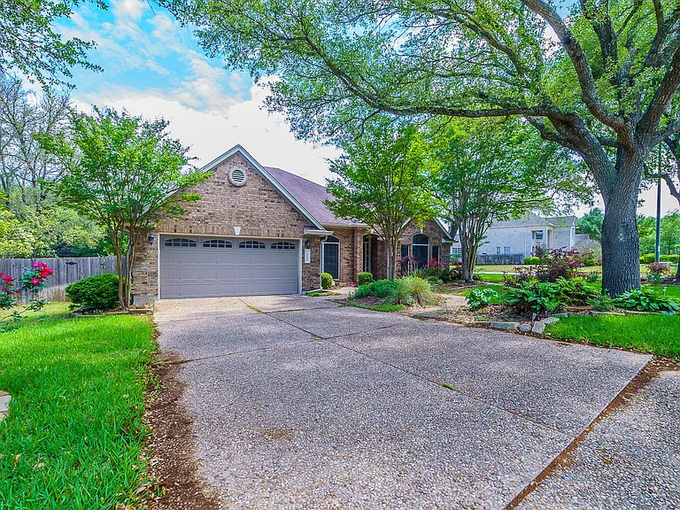5201 Kite Tail Dr — Photo 32