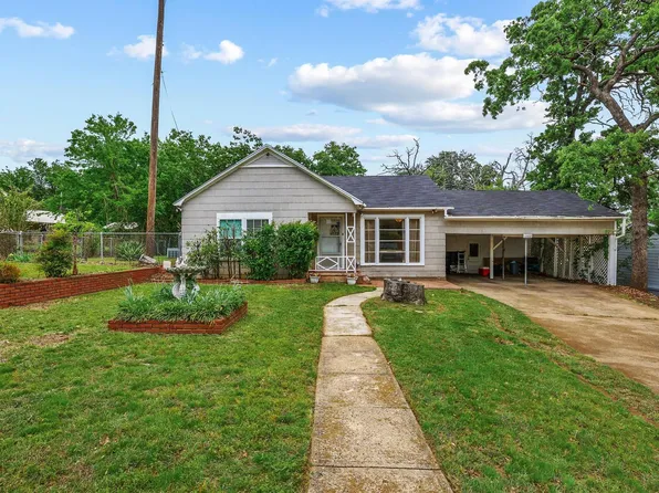1107 W Hull St, Denison, TX 75020